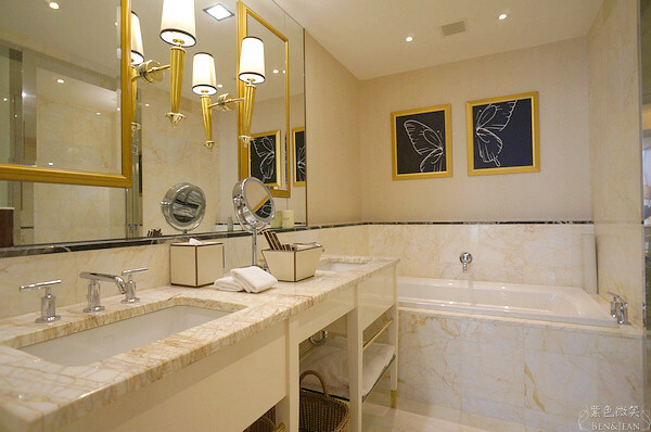 台中市西屯區林酒店》星級飯店杜拜休閒風,泳池SPA好愜意,異國餐廳料理國餐廳好享受,近秋紅谷、國家歌劇院,渡假休閒