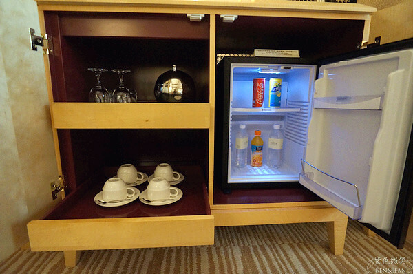 台中市西屯區林酒店》星級飯店杜拜休閒風,泳池SPA好愜意,異國餐廳料理國餐廳好享受,近秋紅谷、國家歌劇院,渡假休閒