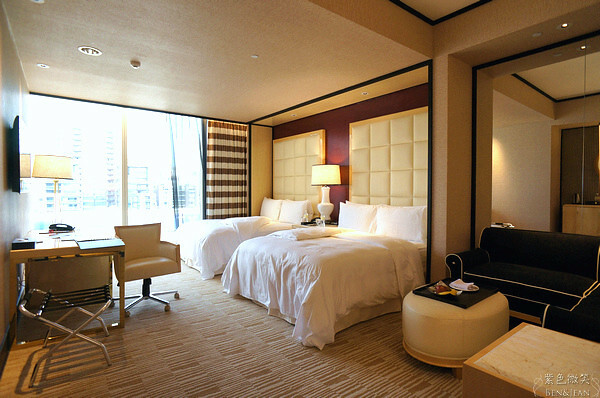 台中市西屯區林酒店》星級飯店杜拜休閒風,泳池SPA好愜意,異國餐廳料理國餐廳好享受,近秋紅谷、國家歌劇院,渡假休閒