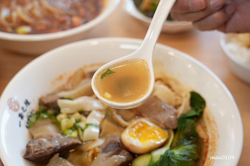 新北五股｜一面之緣楚襄麵食館～新開幕！湖北道地美食，酸辣粉、