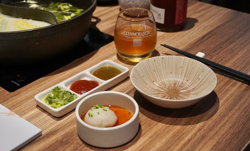 優喜鍋物專門店 讓鍋物不只是鍋物了! 鍋烤兩吃從晚餐到消夜時