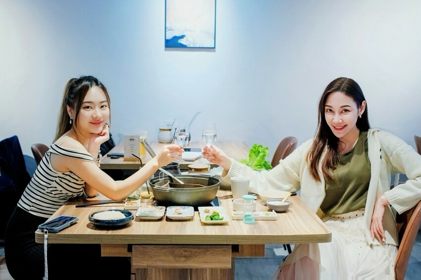 優喜鍋物專門店 讓鍋物不只是鍋物了! 鍋烤兩吃從晚餐到消夜時