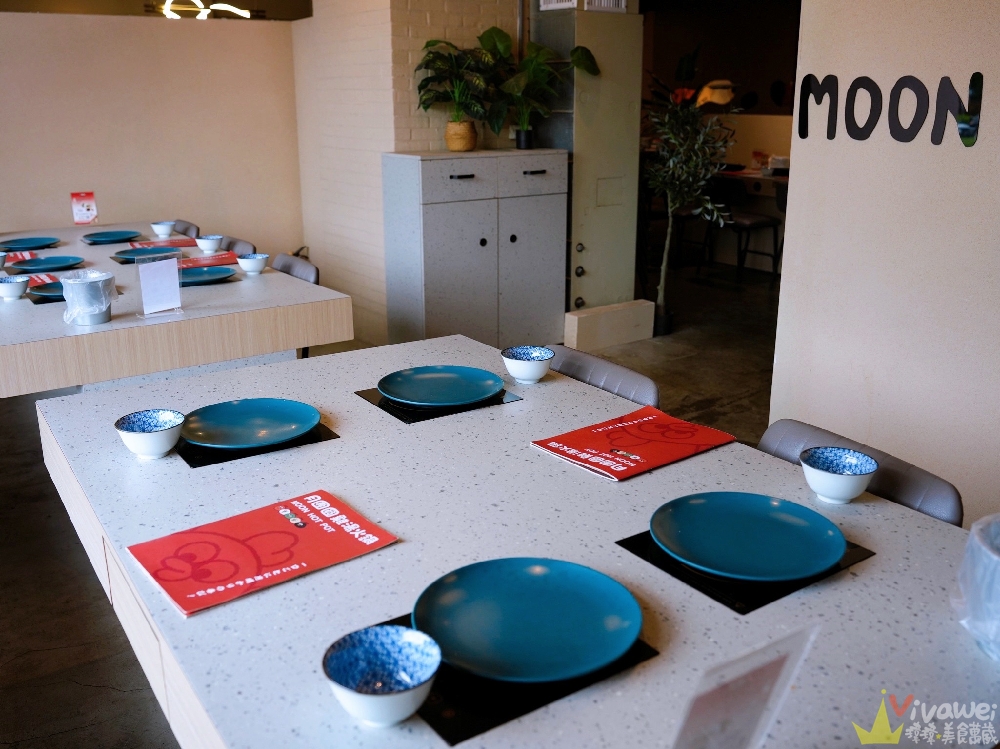 【月團圓雞湯火鍋】火鍋控必收!2025全新裝潢自助吧大升級!個人獨享鴛鴦鍋~蔬菜品項豐富~高品質鍋物專賣!