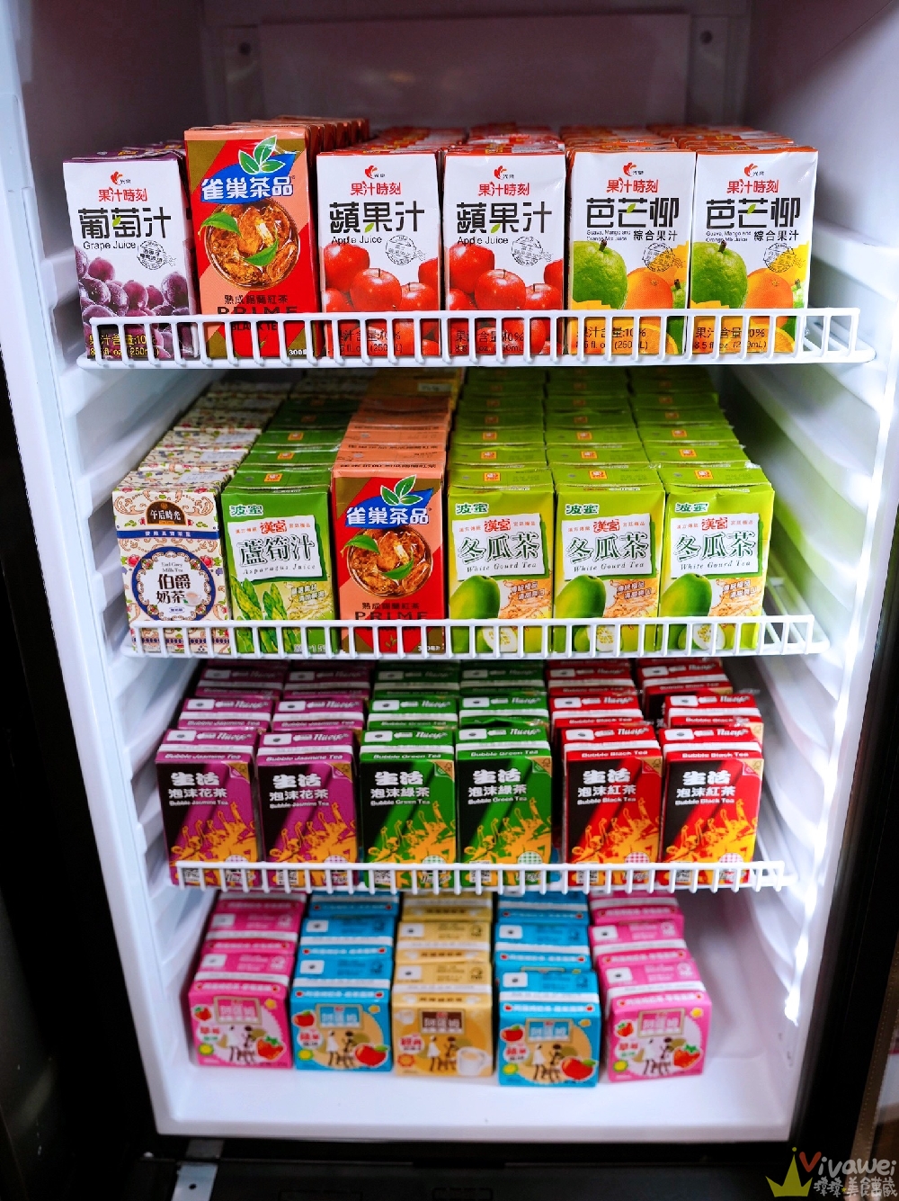 【月團圓雞湯火鍋】火鍋控必收!2025全新裝潢自助吧大升級!個人獨享鴛鴦鍋~蔬菜品項豐富~高品質鍋物專賣!