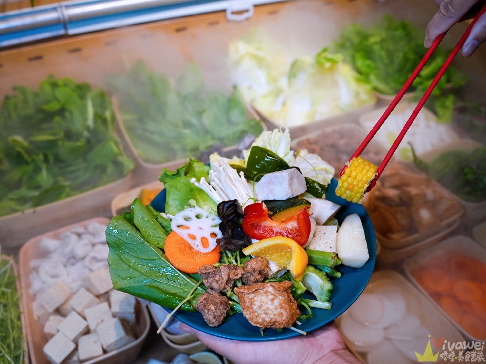 【月團圓雞湯火鍋】火鍋控必收!2025全新裝潢自助吧大升級!個人獨享鴛鴦鍋~蔬菜品項豐富~高品質鍋物專賣!