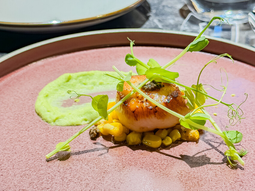 高雄市前金區A-GRILL牛排餐酒館 x 乾式熟成牛排新地標 | 慶生約會首選