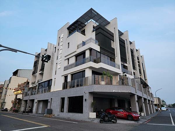 【台南住宿推薦】衡定理台南安平包棟民宿《澤居》電梯民宿的舒適空間及家的溫暖☆鄰近安平老街、漁光島、漁人碼頭