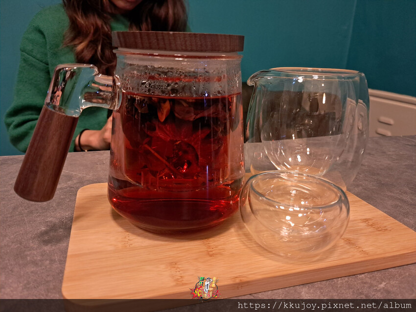 新竹縣竹北市J.eat Cafe餐酒館二郎心靈咖啡館|心靈雞尾酒|二郎神寫下專屬籤詩|品嘗沙拉、鬆餅、托斯卡尼艷陽下的美好餐