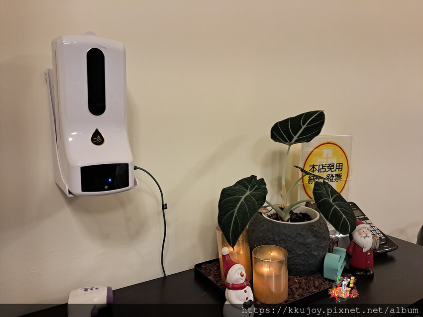 新竹縣竹北市J.eat Cafe餐酒館二郎心靈咖啡館|心靈雞尾酒|二郎神寫下專屬籤詩|品嘗沙拉、鬆餅、托斯卡尼艷陽下的美好餐