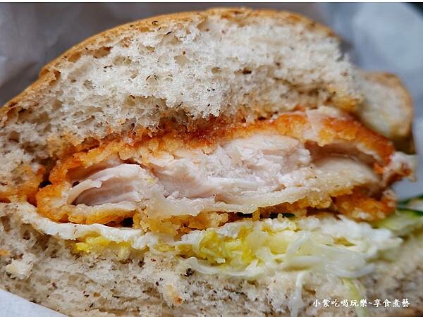 全麥咔拉雞腿漢堡-麥灶早午餐 (5).jpg