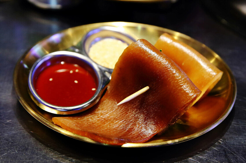 王品全新韓式燒肉品牌，金咕韓式原塊烤肉插旗西門町！主打豬五花