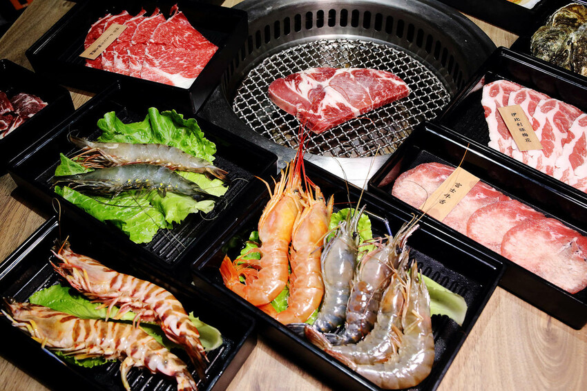 桃園最強「燒肉吃到飽」來中壢插旗啦！赤富士日式無煙燒肉鍋物-