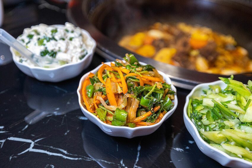 小媳婦鐵鍋燉台中旗艦店