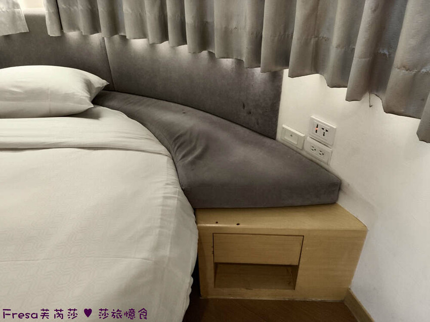 新北市三重區新北飯店【台北薇米商旅】台北橋捷運站走５分鐘.高樓遼闊日夜城景.樓下就有超商全聯電影院│三重飯店│天台影城│新北住宿