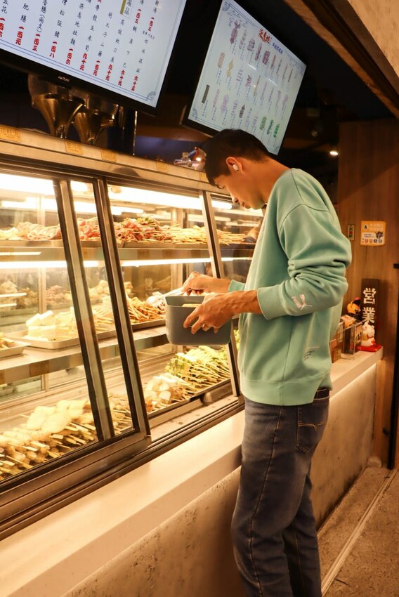 價格親民三重晚餐宵夜的好地點，串燒只要$19元起~