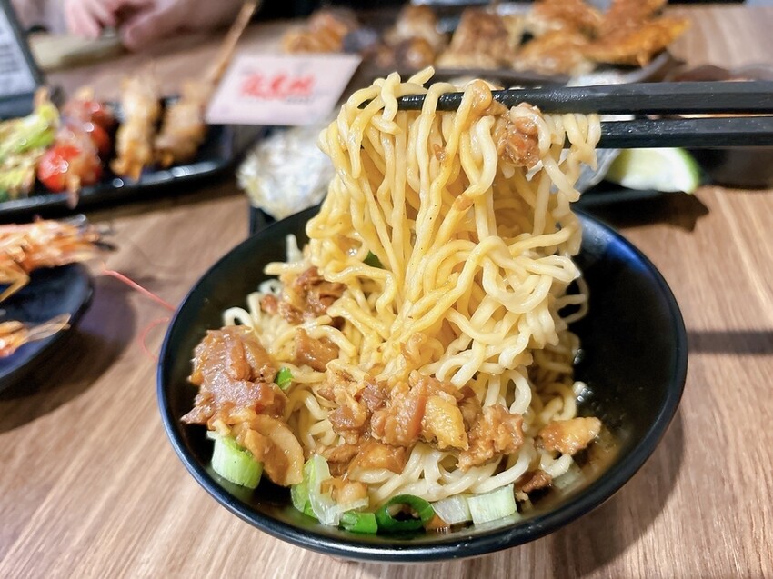 [美食] 柒息地串燒居酒屋 ▶ 三重美食宵夜推薦 X 聚餐首