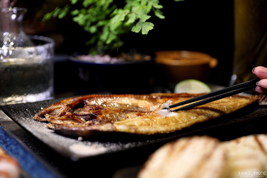 台北市中山區下班後的閨蜜微醺打卡點！斥資千萬絕美時尚 好吃好拍好享受｜天燒 AMAYAKI 現代居酒屋(捷運劍南路站)