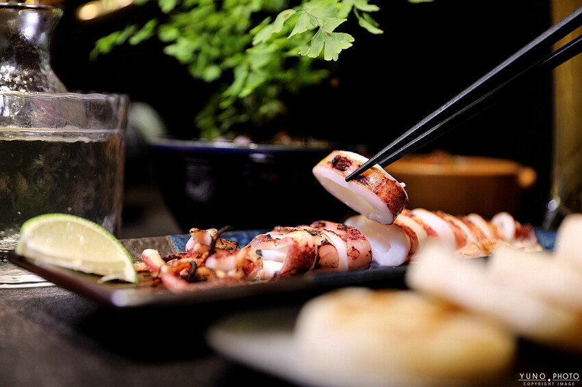 台北市中山區下班後的閨蜜微醺打卡點！斥資千萬絕美時尚 好吃好拍好享受｜天燒 AMAYAKI 現代居酒屋(捷運劍南路站)