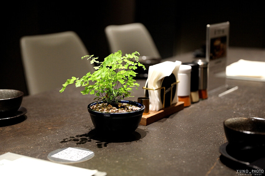 台北市中山區下班後的閨蜜微醺打卡點！斥資千萬絕美時尚 好吃好拍好享受｜天燒 AMAYAKI 現代居酒屋(捷運劍南路站)