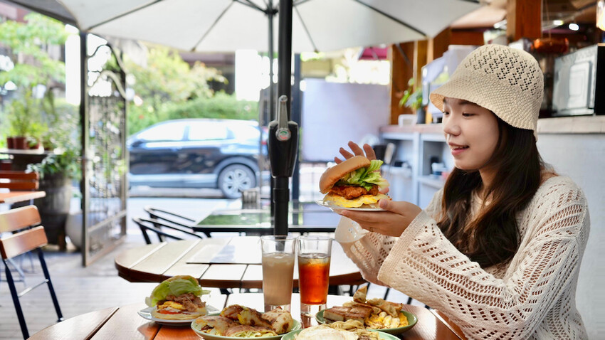 台北市大安區[台北美食] 東區早午餐｜東區最美早餐店蛋餅只要40元！高CP值露天早餐推薦