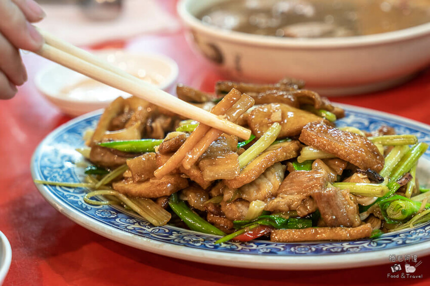 羊博士鍋物料理! ︁台中沙鹿羊肉爐必吃,超狂熱炒人潮直逼流水席
