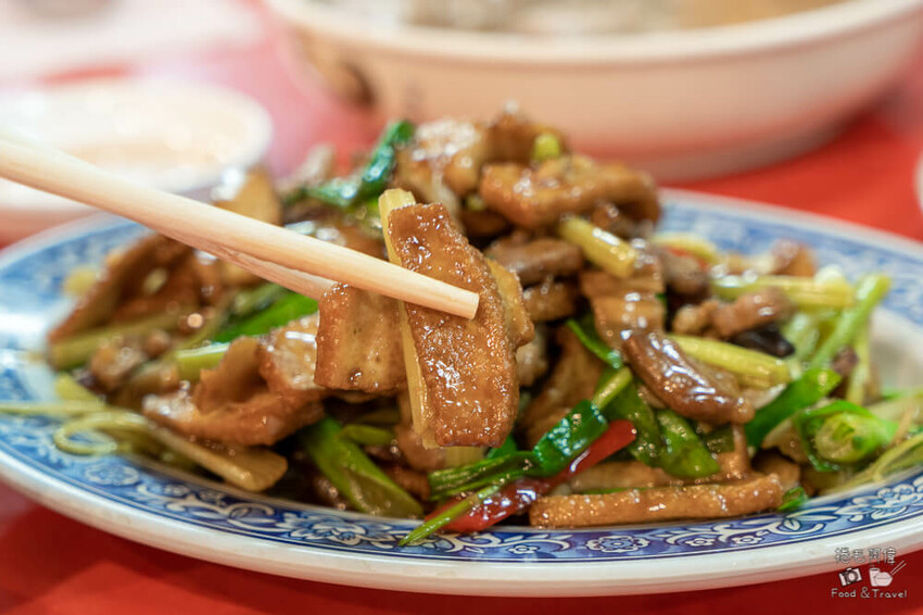 羊博士鍋物料理! ︁台中沙鹿羊肉爐必吃,超狂熱炒人潮直逼流水席