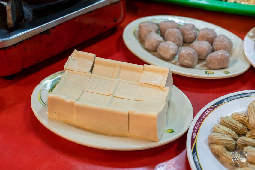 羊博士鍋物料理! ︁台中沙鹿羊肉爐必吃,超狂熱炒人潮直逼流水席