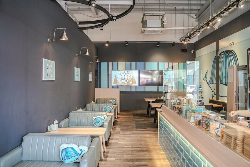 高雄美食｜韓式可頌現點現做 奶香味十足有甜有鹹口味超多種/寵