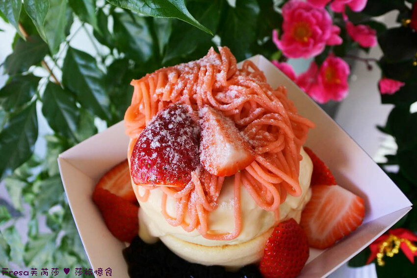 台南咖哩【王子神谷】大灣市場附近咖哩飯外帶店.草莓限定舒芙蕾+芋見泥銀絲捲超滿足│禾家堂│蛋沙拉堡│大灣美食 - Fresa芙芮莎♥莎旅憶食