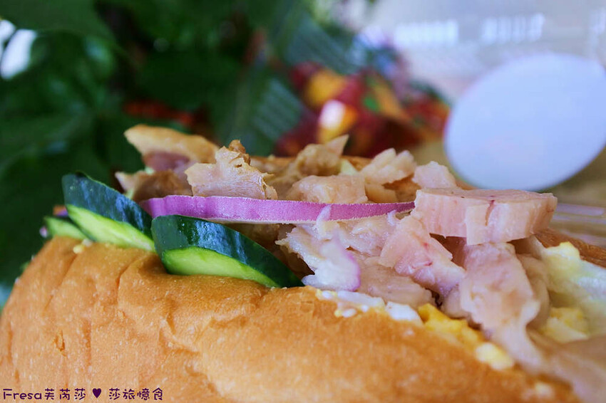 台南咖哩【王子神谷】大灣市場附近咖哩飯外帶店.草莓限定舒芙蕾+芋見泥銀絲捲超滿足│禾家堂│蛋沙拉堡│大灣美食 - Fresa芙芮莎♥莎旅憶食