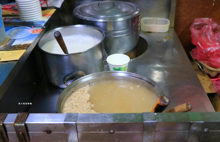 金岐早點‧金門道地老字號早點，蛋餅包油條，吃過包你唸唸不忘回味無窮 - 敦 小 蓮の食旅錄