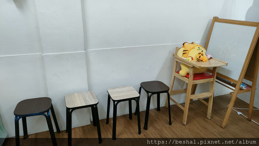 三和夜市推薦必吃肉夾饃~饃飯生創意飯餅專賣店搬到龍門路囉!街