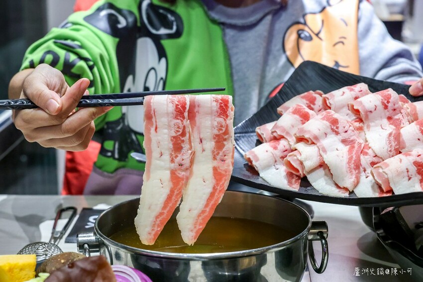 新北市蘆洲區【蘆洲火鍋】XO SHABU SHABU 蘆洲店，雙人肉王套餐送蛤蠣大滿足
