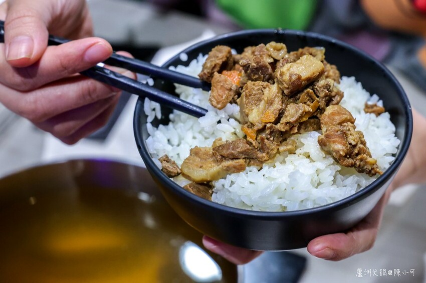 新北市蘆洲區【蘆洲火鍋】XO SHABU SHABU 蘆洲店，雙人肉王套餐送蛤蠣大滿足