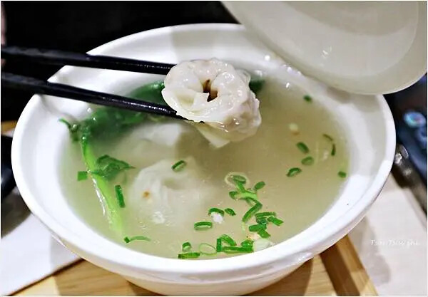 [台北大同]李掌櫃功夫製麵-中山店｜價格實惠，還提供6種以上