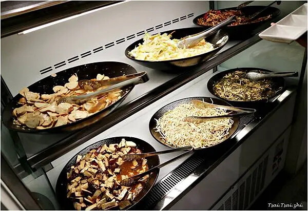 [台北大同]李掌櫃功夫製麵-中山店｜價格實惠，還提供6種以上