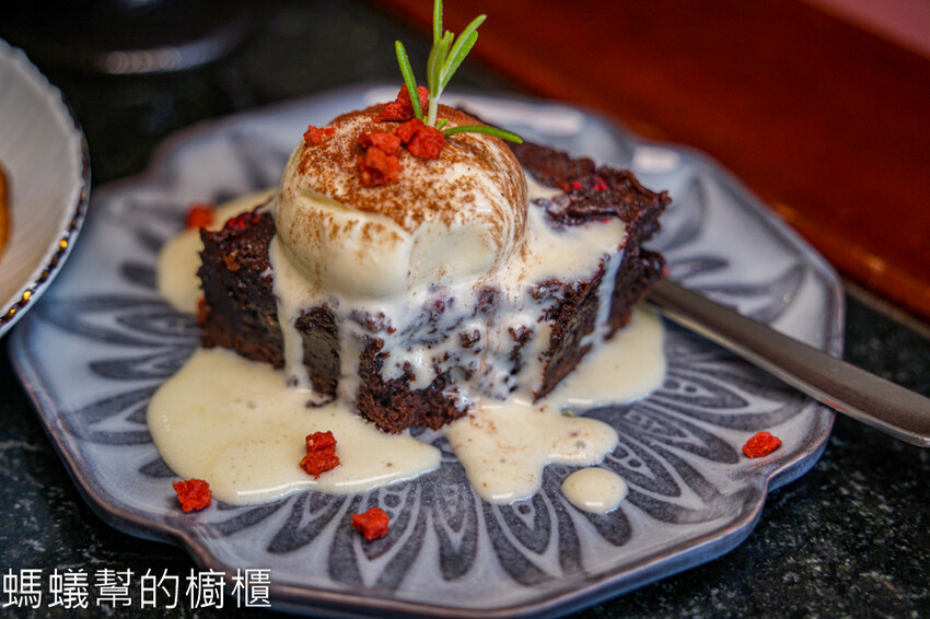 紅葉大旅社光雕童玩咖啡廳 | 彰化舊旅社改造咖啡館。 - 螞蟻幫的櫥櫃