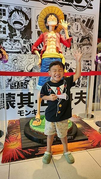 高雄市三民區【高雄‧三民】公仔迴轉壽司-科工館創始店│科工館北館地下室停車場旁的迴轉壽司店