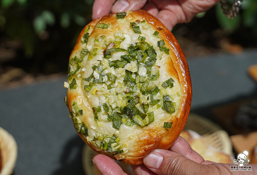 高雄 TAi香 五星烘焙麵包，招牌手撕丹麥吐司、鳶尾花丹麥、曲奇可頌 、秒殺巴黎珍珠 X 頂級麵粉、老麵製作 承億酒店 - 跟著尼力吃喝玩樂＆親子生活