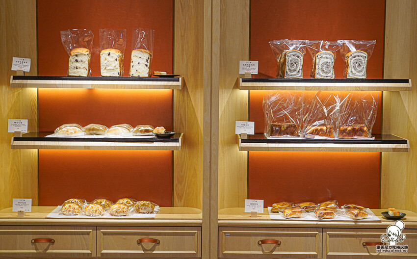 高雄 TAi香 五星烘焙麵包，招牌手撕丹麥吐司、鳶尾花丹麥、曲奇可頌 、秒殺巴黎珍珠 X 頂級麵粉、老麵製作 承億酒店 - 跟著尼力吃喝玩樂＆親子生活