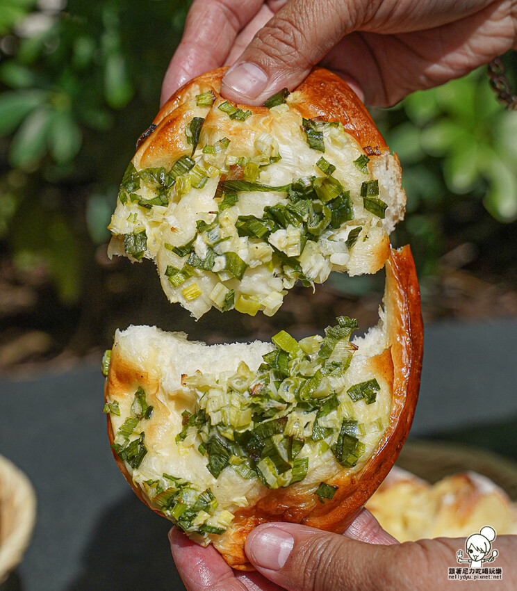 高雄 TAi香 五星烘焙麵包，招牌手撕丹麥吐司、鳶尾花丹麥、曲奇可頌 、秒殺巴黎珍珠 X 頂級麵粉、老麵製作 承億酒店 - 跟著尼力吃喝玩樂＆親子生活