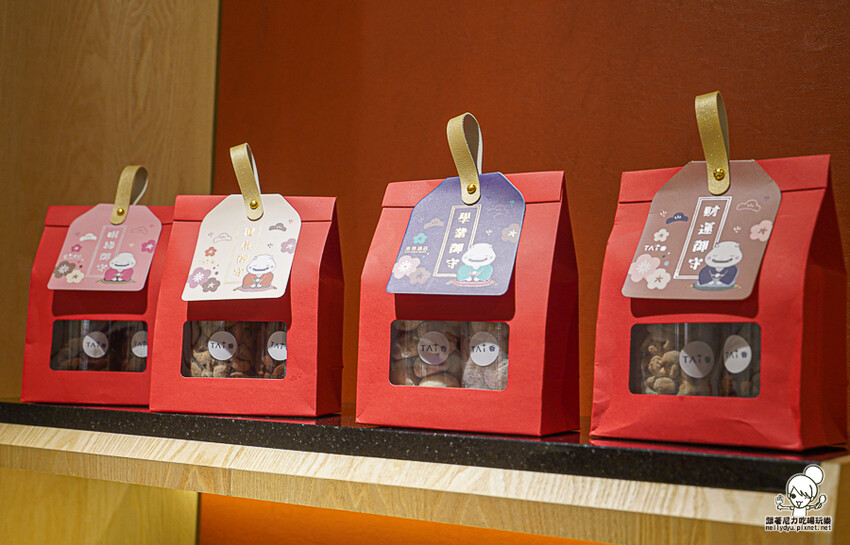 高雄 TAi香 五星烘焙麵包，招牌手撕丹麥吐司、鳶尾花丹麥、曲奇可頌 、秒殺巴黎珍珠 X 頂級麵粉、老麵製作 承億酒店 - 跟著尼力吃喝玩樂＆親子生活