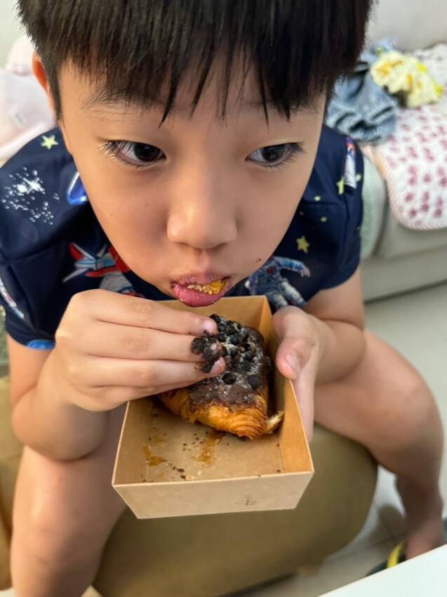 高雄 TAi香 五星烘焙麵包，招牌手撕丹麥吐司、鳶尾花丹麥、曲奇可頌 、秒殺巴黎珍珠 X 頂級麵粉、老麵製作 承億酒店 - 跟著尼力吃喝玩樂＆親子生活