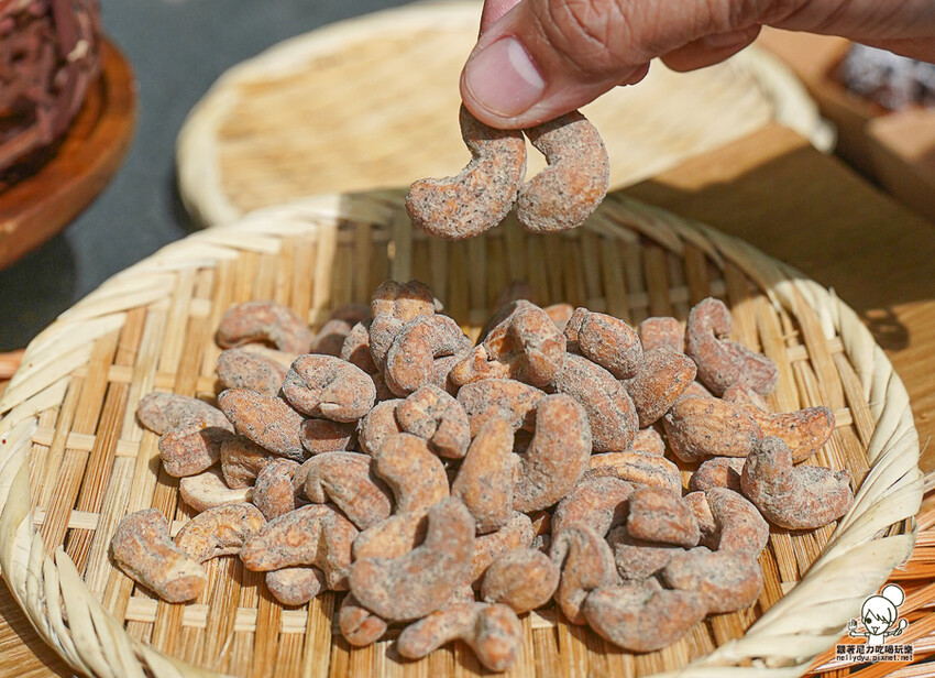 高雄 TAi香 五星烘焙麵包，招牌手撕丹麥吐司、鳶尾花丹麥、曲奇可頌 、秒殺巴黎珍珠 X 頂級麵粉、老麵製作 承億酒店 - 跟著尼力吃喝玩樂＆親子生活