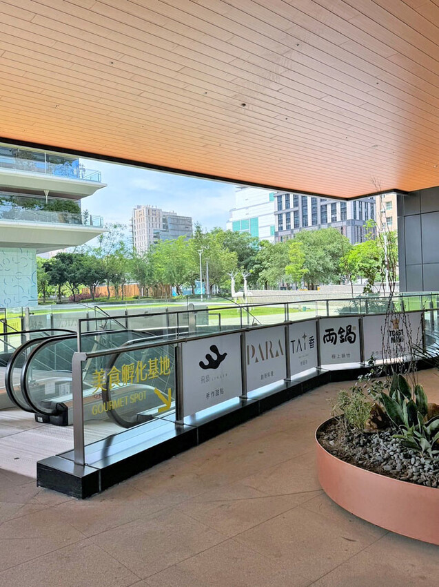 高雄 TAi香 五星烘焙麵包，招牌手撕丹麥吐司、鳶尾花丹麥、曲奇可頌 、秒殺巴黎珍珠 X 頂級麵粉、老麵製作 承億酒店 - 跟著尼力吃喝玩樂＆親子生活