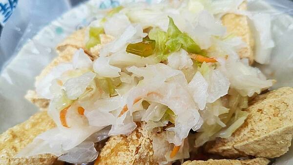 新北市板橋區新海懷念臭豆腐大腸麵線｜酥酥脆脆又會吸湯汁的美味臭豆腐