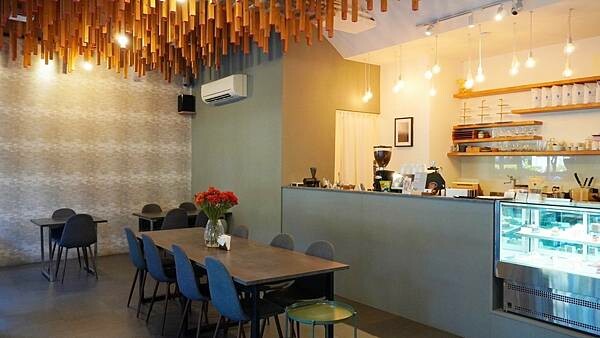 LINE_ALBUM_卉-HUI CAFE 法式甜點 早午餐_231112_33.jpg