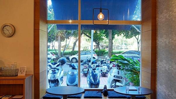 LINE_ALBUM_卉-HUI CAFE 法式甜點 早午餐_231112_30.jpg