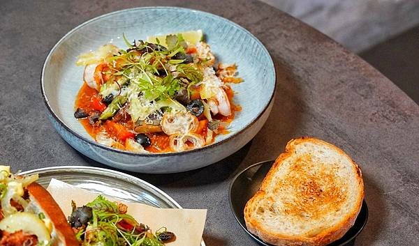 LINE_ALBUM_卉-HUI CAFE 法式甜點 早午餐_231112_21.jpg