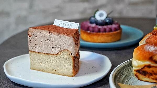 LINE_ALBUM_卉-HUI CAFE 法式甜點 早午餐_231112_9.jpg